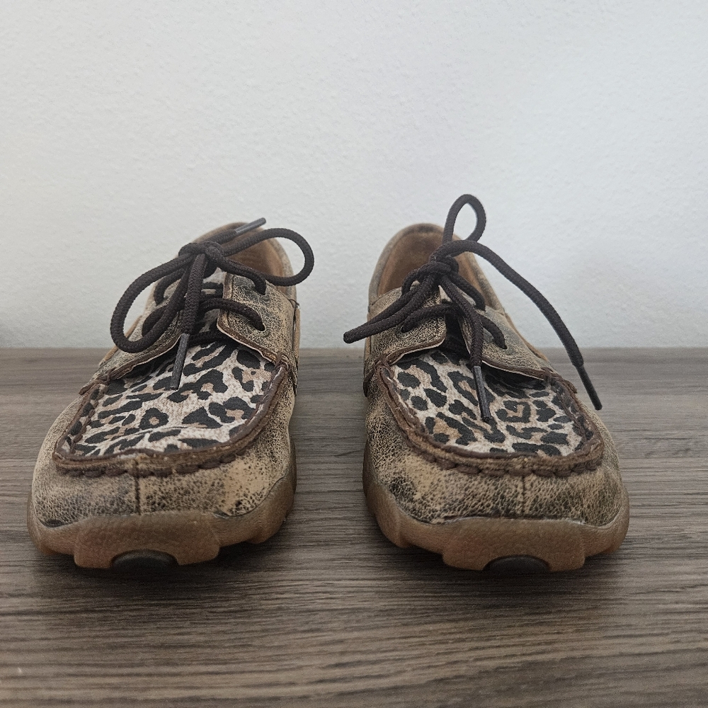 Twisted X boots Kids Leopard Print boat Driving Mocs Shoe size 2.5 - Picture 2 of 9